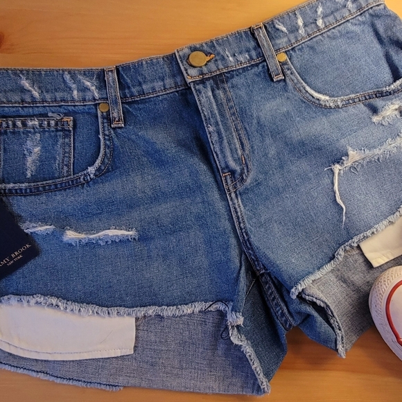 Ramy Brook Distressed Jean shorts - Size 29 - Picture 3 of 4